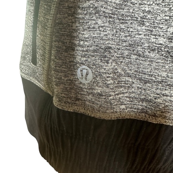 lululemon athletica Think Fast grey heathered hoodie 8 - Picture 4 of 6